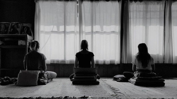 Silent Meditation Retreat: What Actually Happens - Gaiachimes